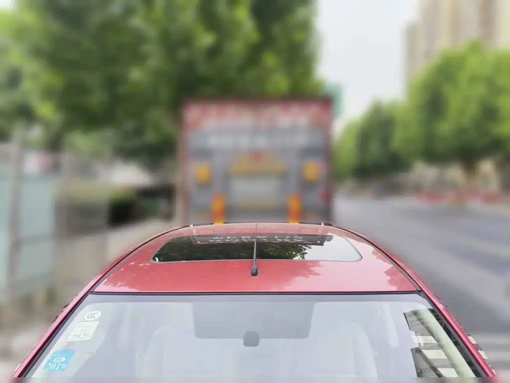 Venucia R50 2013 2012 1.6L Manual Premium