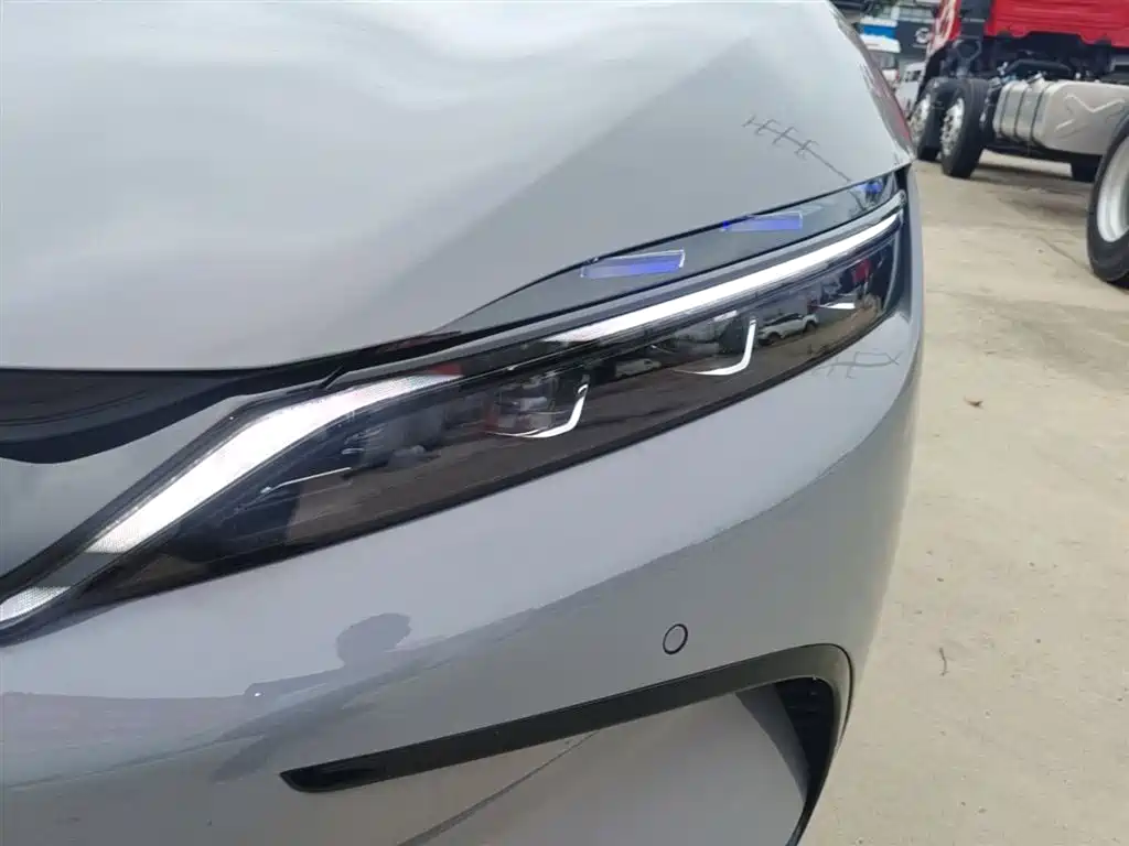 BYD Han 2025 Model EV 605KM Premium Version фото 24