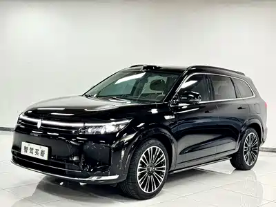 AITO M7