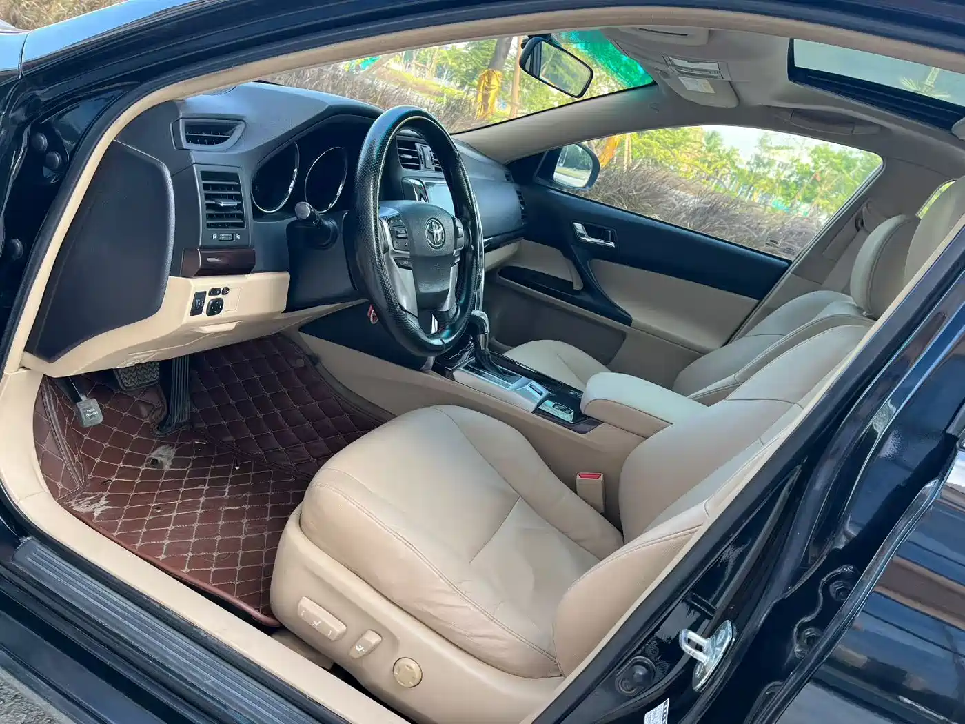 Toyota Reiz 2010 2.5S Elegance Elite Edition фото 7