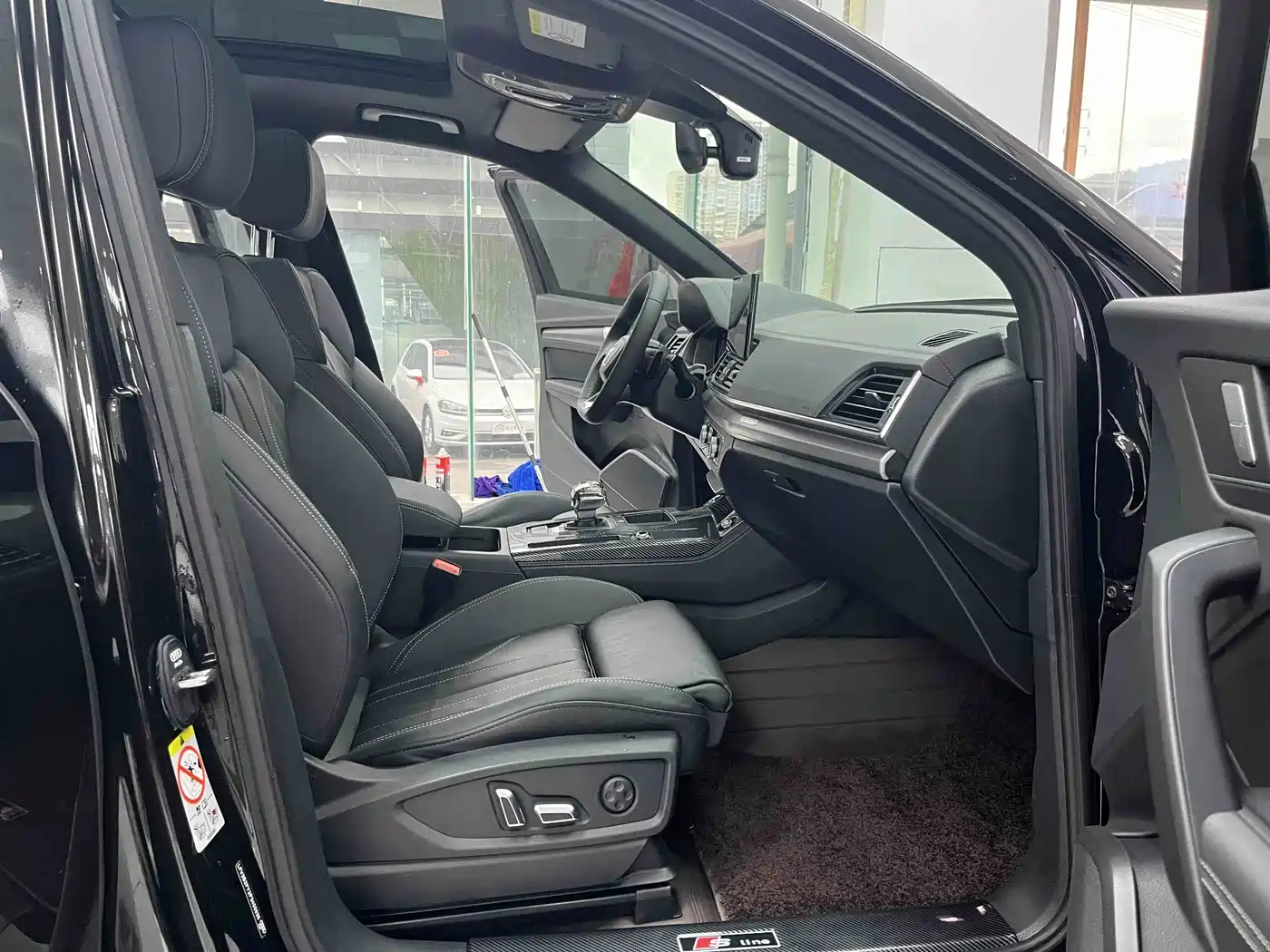 Audi Q5L 2023 40T Luxury Dynamic фото 10