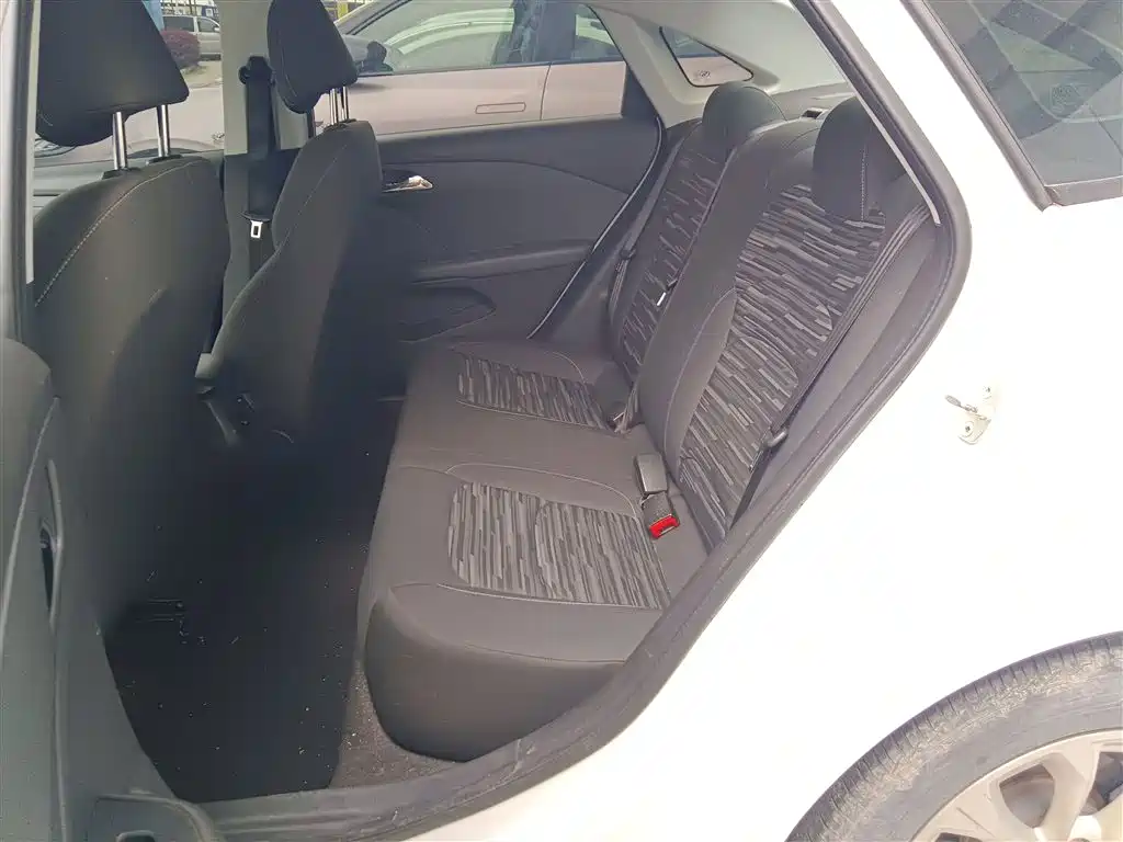 Chevrolet Monza 2023 1.5L DCT Enjoyment Edition фото 13