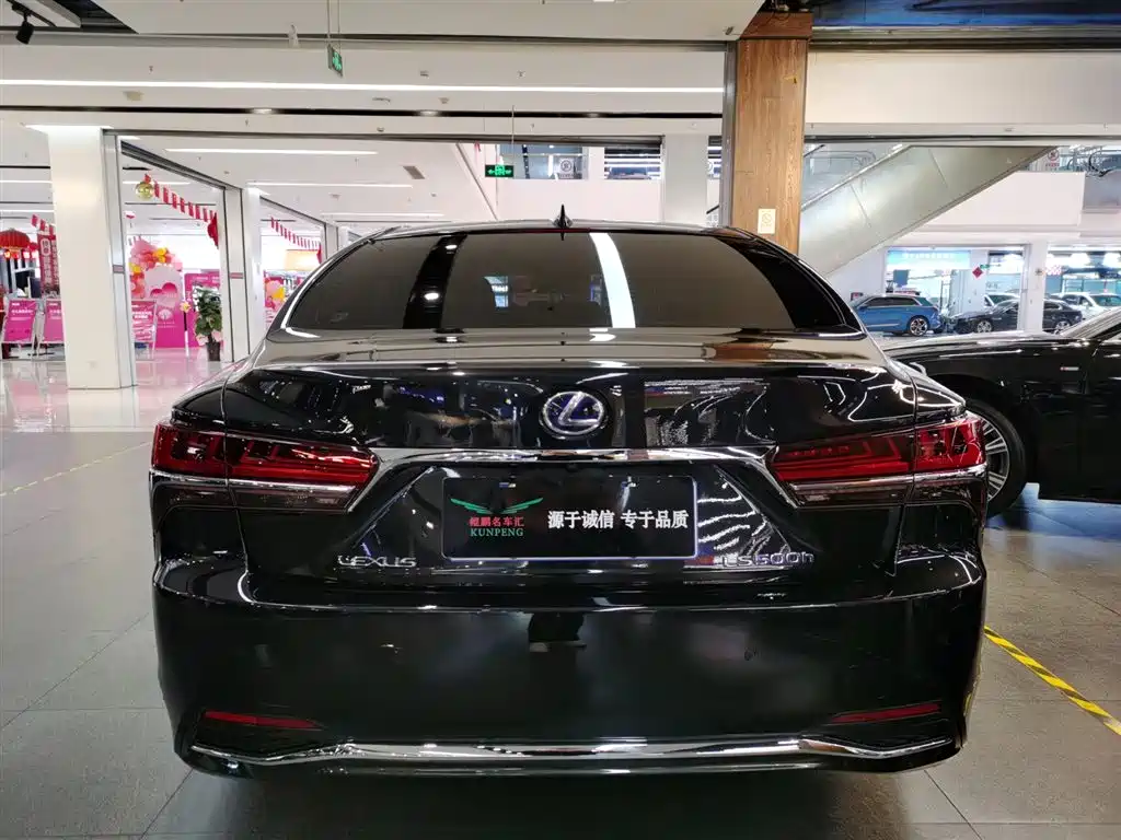Lexus LS 2020 500h Excellence (China V) фото 4