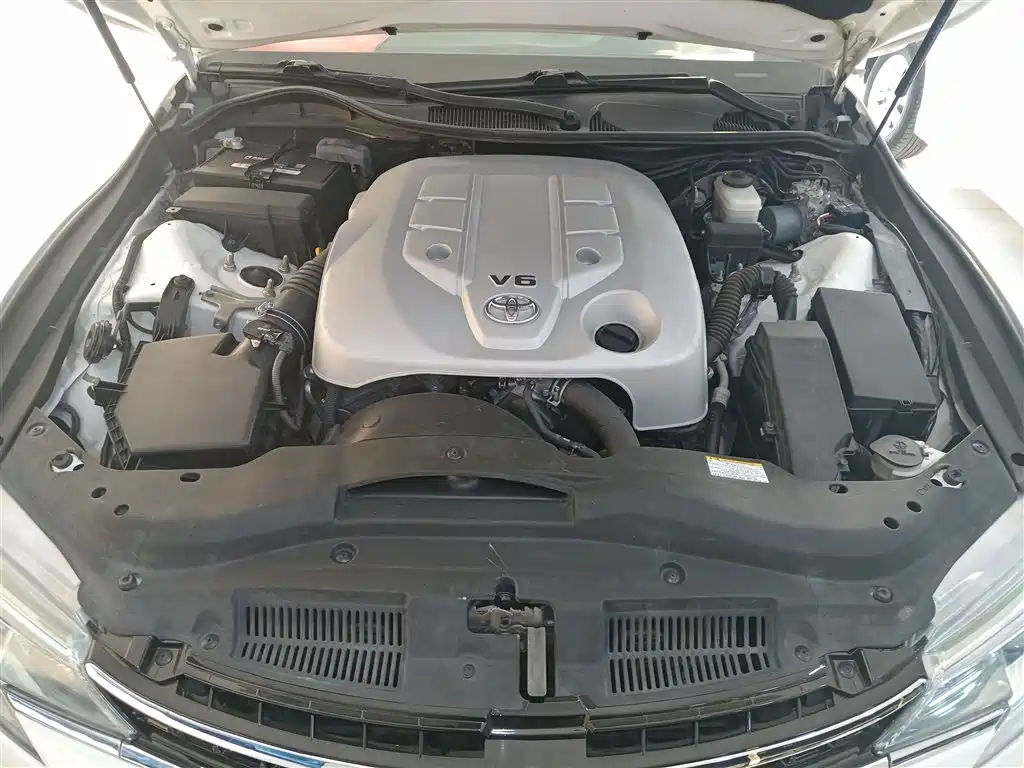 Toyota Reiz 2013 2.5V Elite Edition фото 20