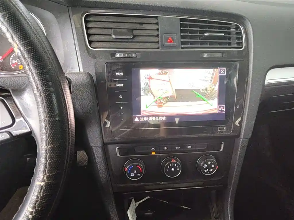 Volkswagen Golf 2020 Beloved Edition 280TSI DSG Comfort фото 13