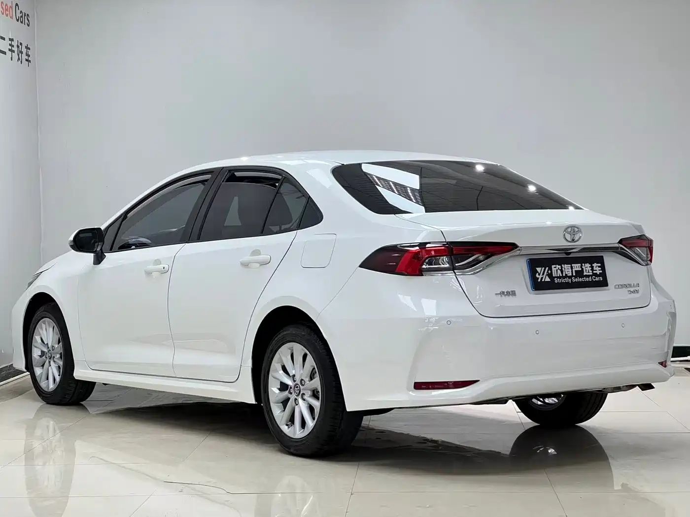 Toyota Corolla 2021 1.2T S-CVT Elite PLUS Edition фото 6