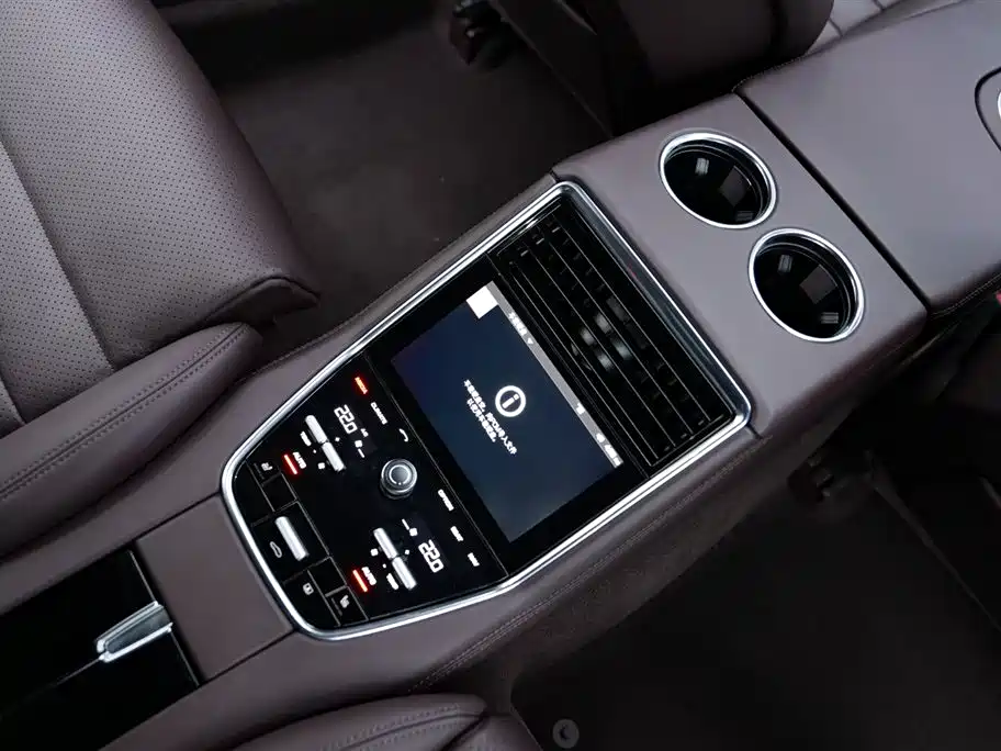 Porsche Panamera 2019 Panamera Executive Long Wheelbase 2.9T фото 15