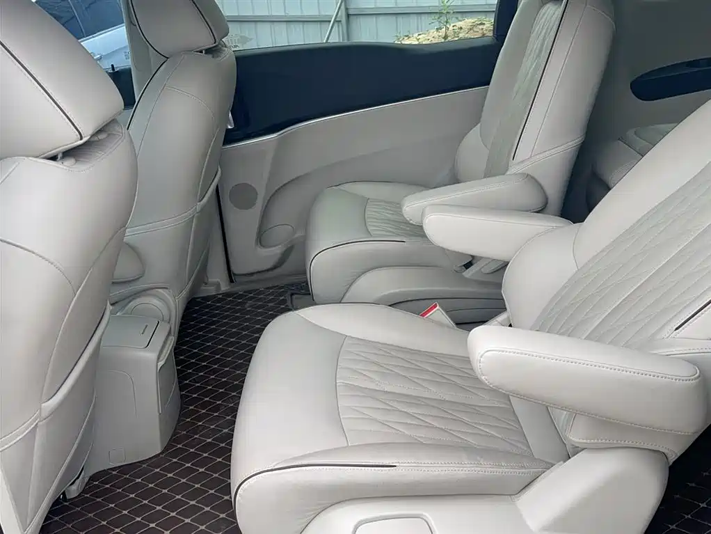 Buick GL8 2021 Land Business Class 652T Luxury фото 14
