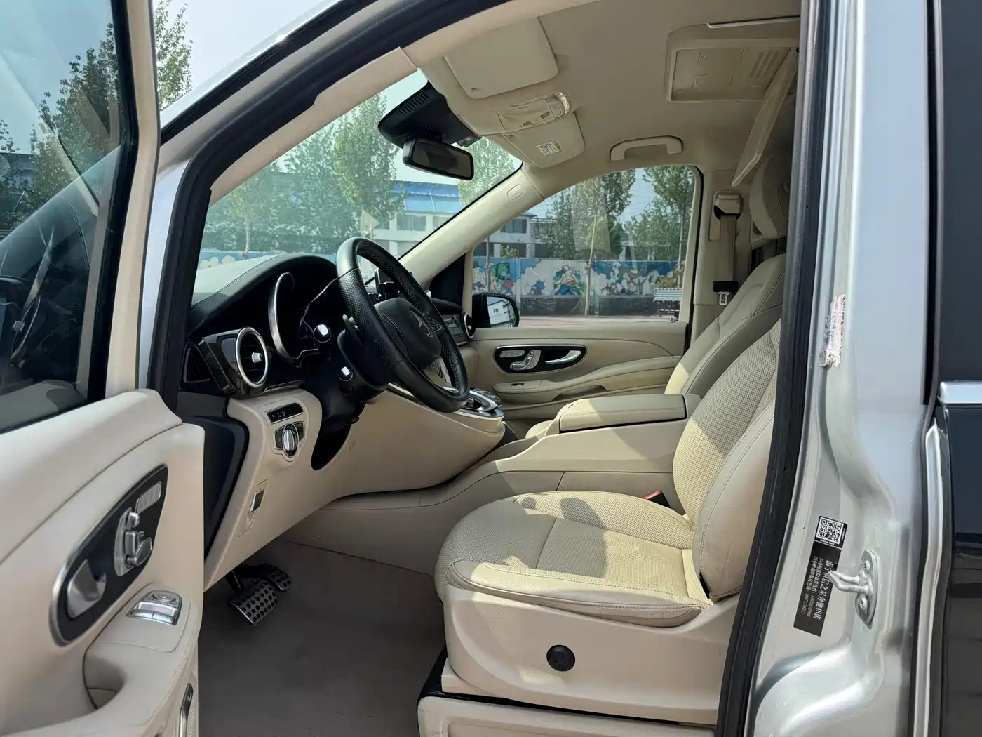 Mercedes-Benz V-Class 2016 V 260 L Premium Long фото 6