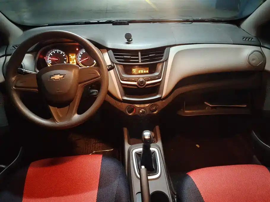 Chevrolet Sail 2015 Sail 3 1.3L Manual Ideal Edition фото 12