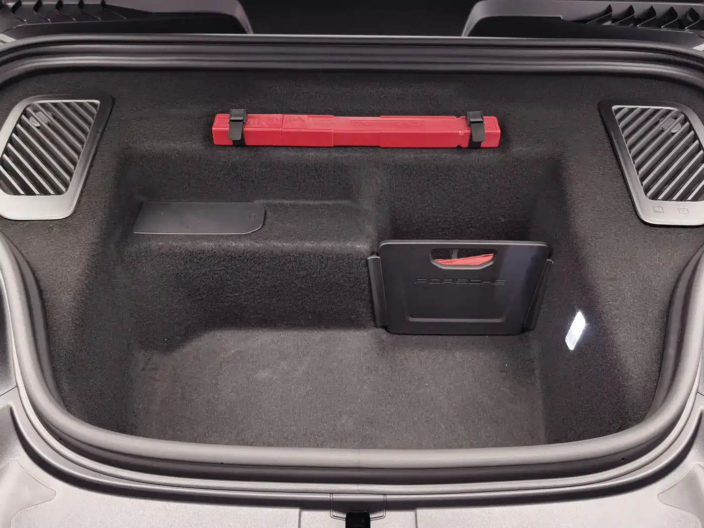 Porsche Macan EV 2024 Macan 4 фото 16