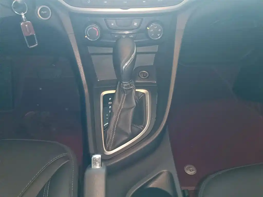Buick Excelle 2021 Facelift 1.3T Auto Mild Hybrid Elite фото 14