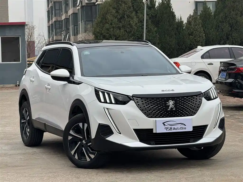 PEUGEOT 2008