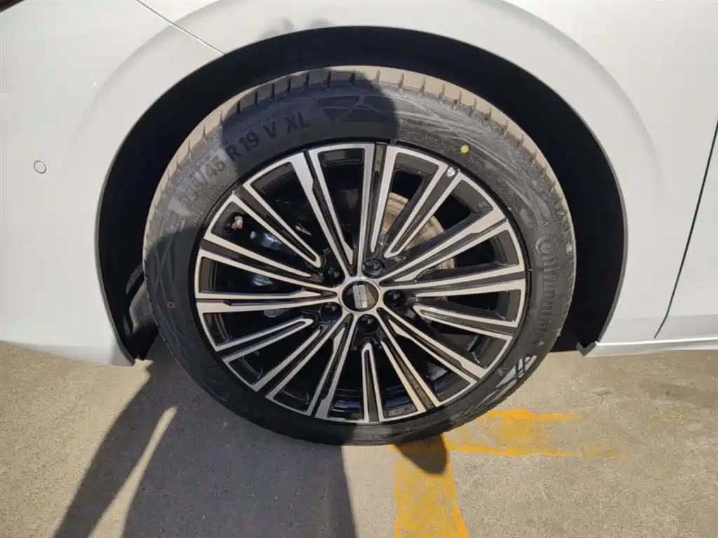 Geely Galaxy Galaxy A7 2025 EM-i фото 23