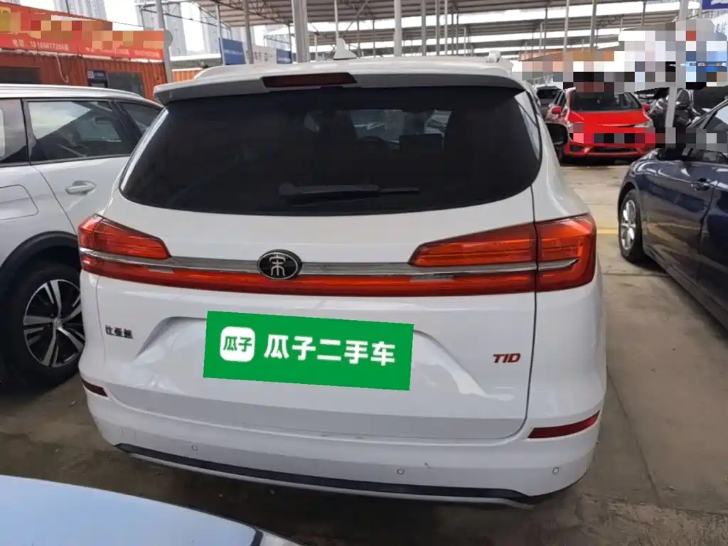 BYD Song 2019 2019 1.5TI Automatic Smart Connection Yueyao Edition