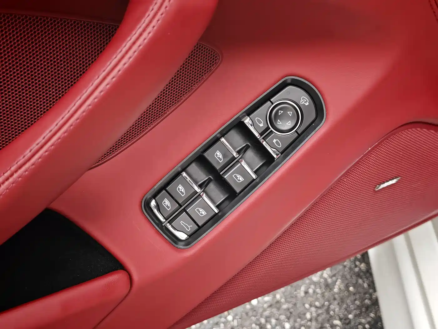 Porsche Panamera 2010 Panamera 3.6L фото 25