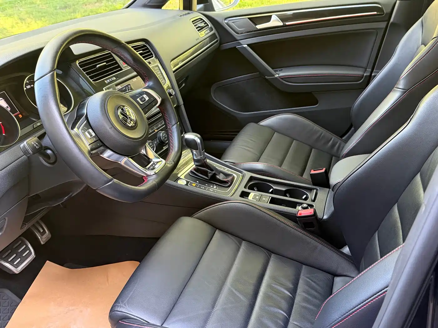 Volkswagen Golf GTI 2016 2016 2.0TSI GTI