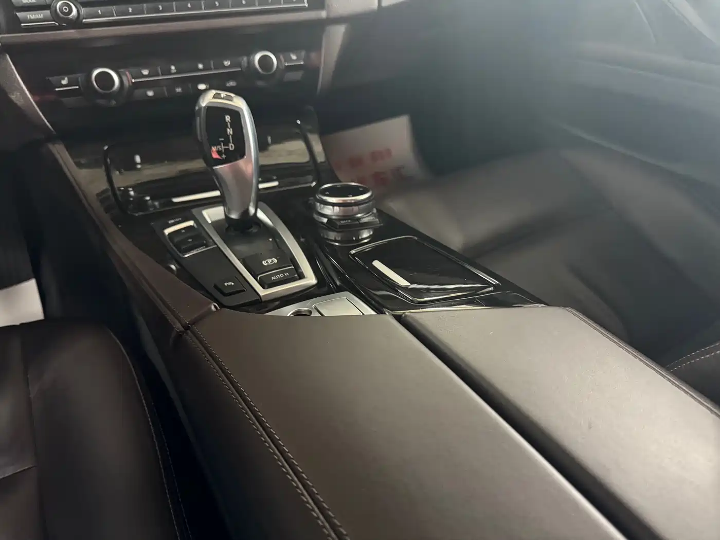 BMW 5 Series 2014 525Li Luxury Design Package фото 21