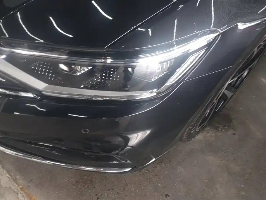 Volkswagen Magotan 2023 2 Million Units Anniversary Edition 330TSI DSG Leading Type фото 5