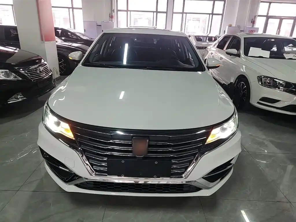 Roewe i6 2021 2020 PLUS 1.6L CVT 4G Connected Glory Flagship Edition