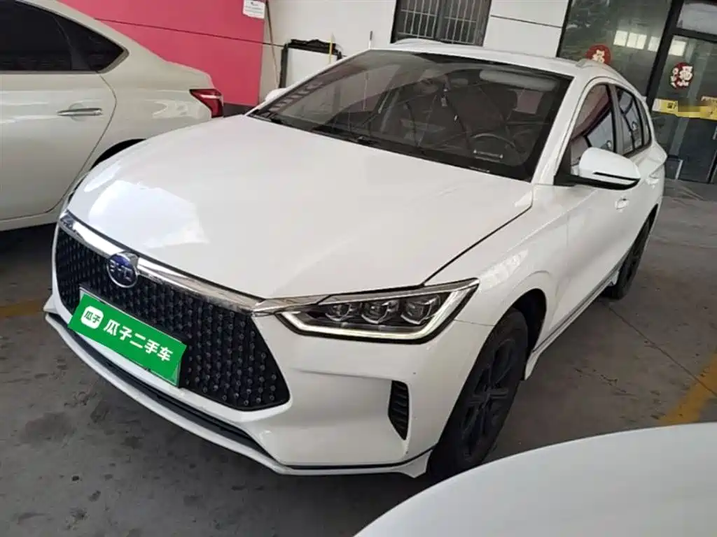 BYD e2 2021 Luxury Edition