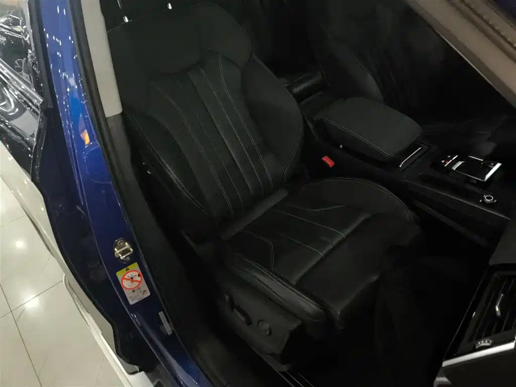 Audi Q5L 2021 40 TFSI Luxury Dynamic фото 25