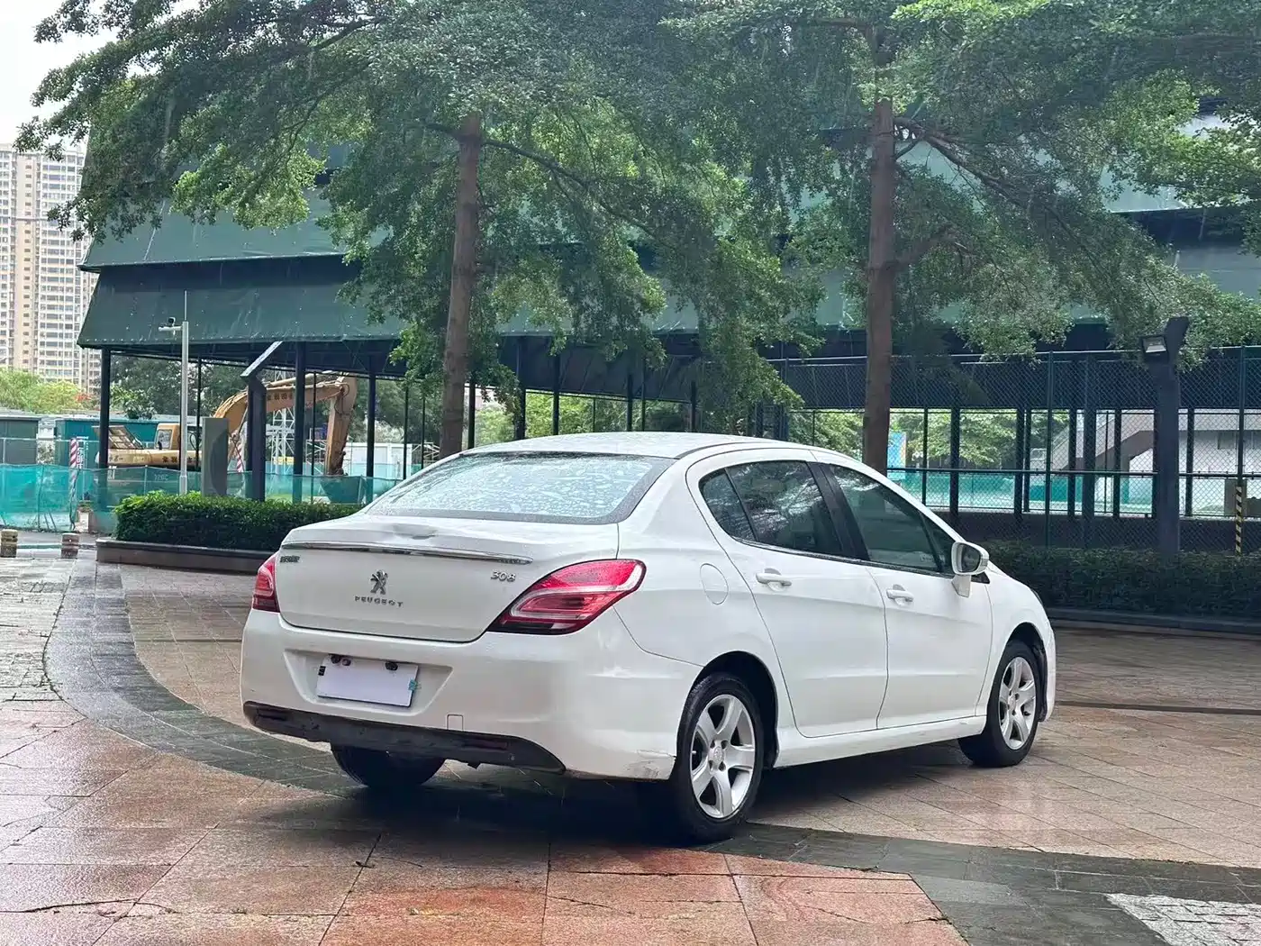 Peugeot 308 2014 Model Joy Edition Classic 1.6L Automatic Superior Style фото 11