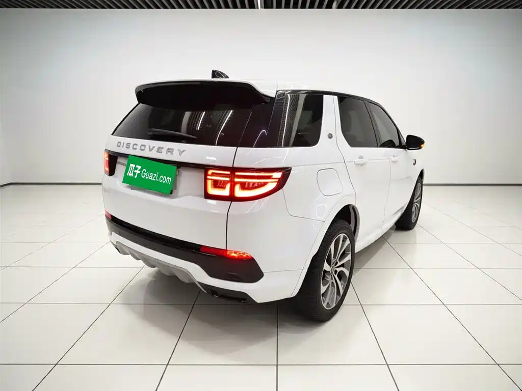 Land Rover Discovery Sport 2024 Performance Technology Edition фото 7
