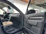 Photo 9 - Land Rover Discovery
