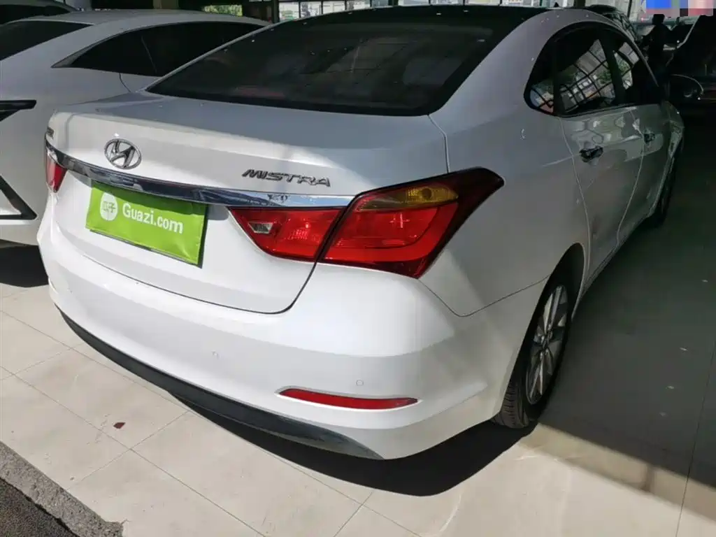 Hyundai Mistra 2014 1.8L Auto Smart GLS фото 7