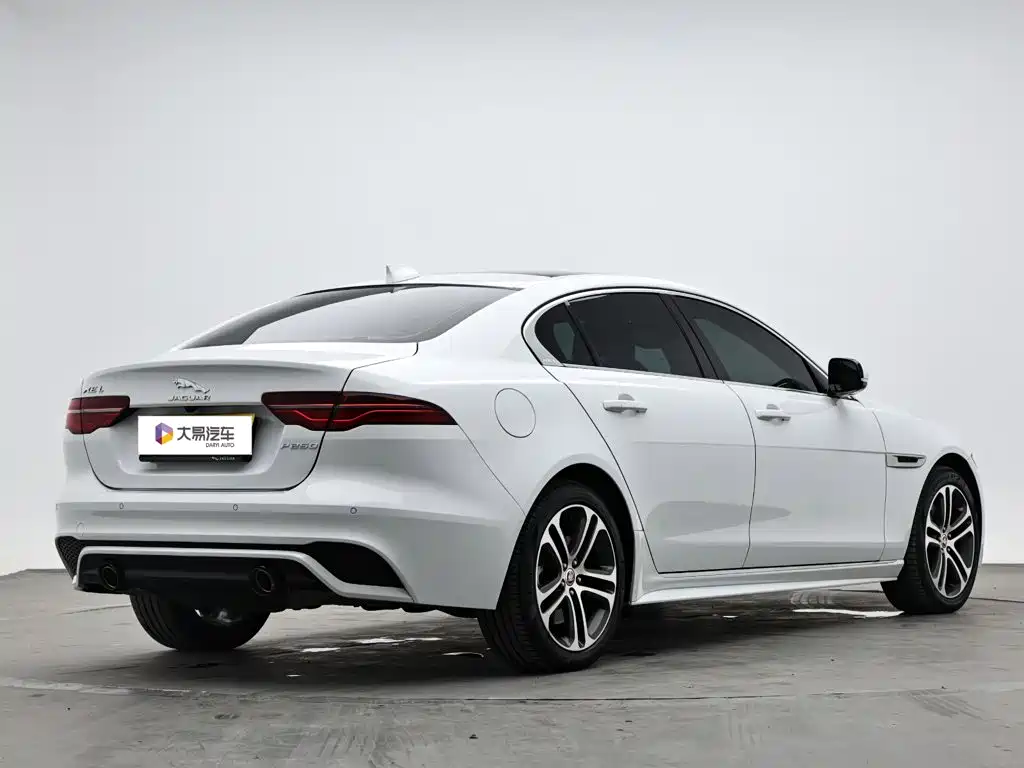 2025 Jaguar XEL