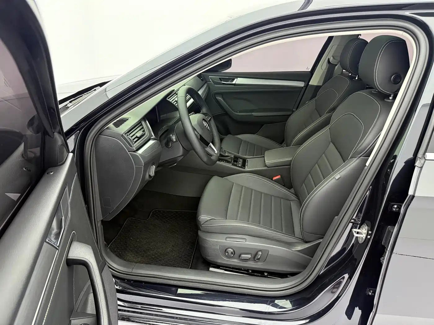 Škoda Superb 2024 2023 TSI280 DSG Premium Edition