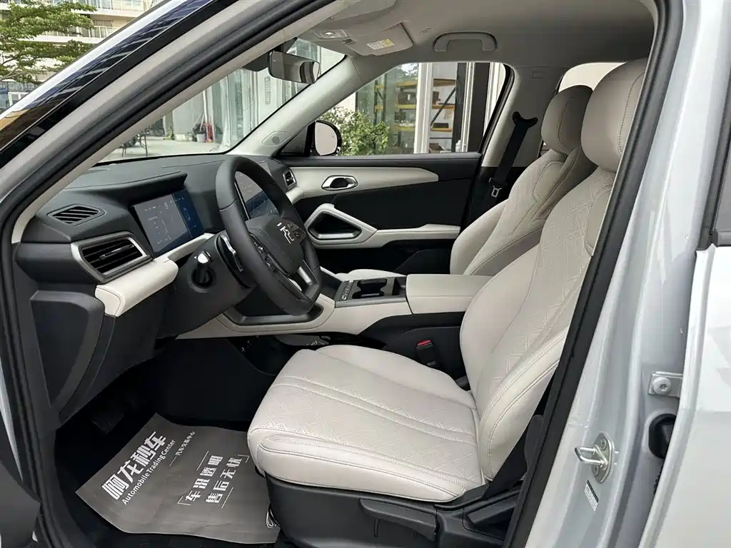 BYD Yuan UP 2025 Smart Drive Edition 401KM Vitality Version фото 16