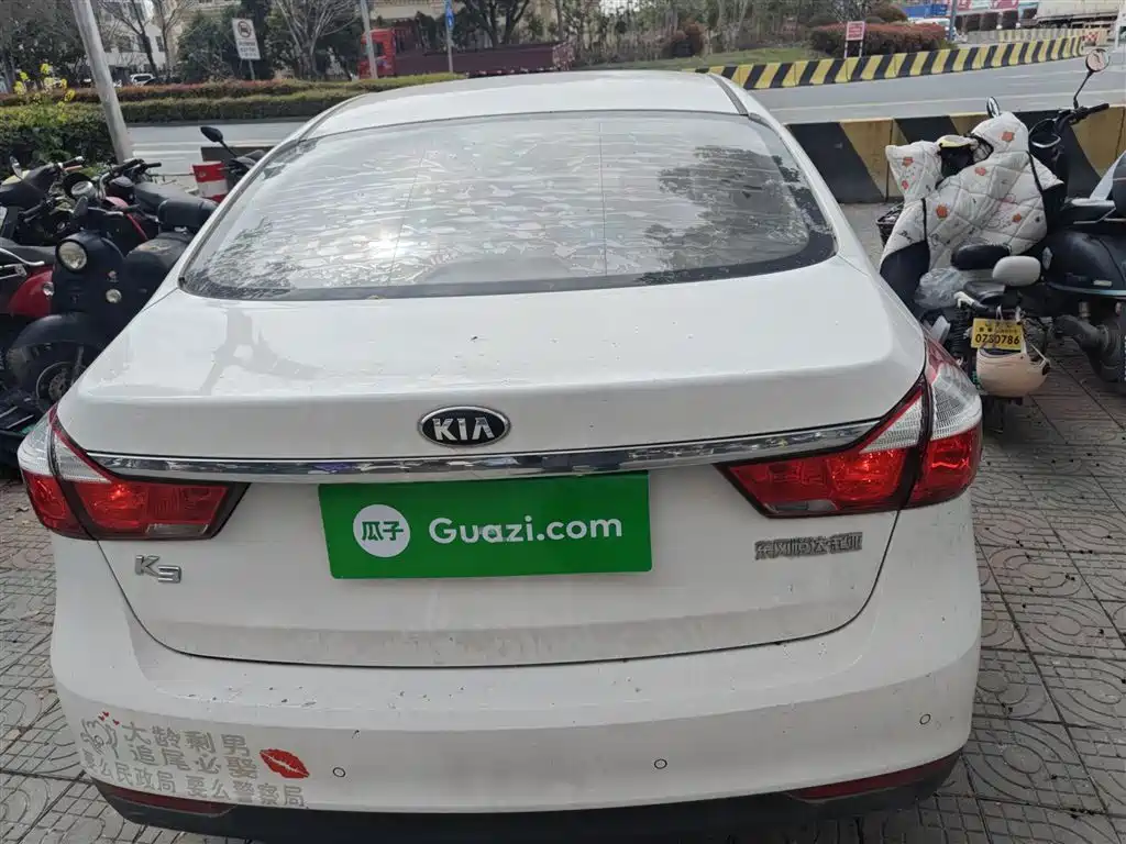 Kia K3 2016 1.6L Manual GLS фото 6