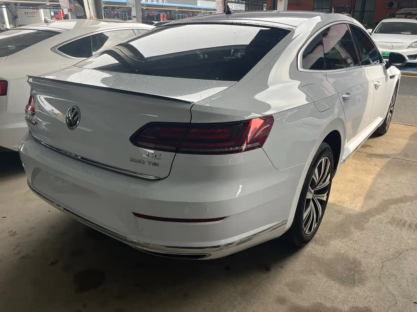 Volkswagen FAW-Volkswagen CC 2020 330TSI Glamour Version China VI фото 6