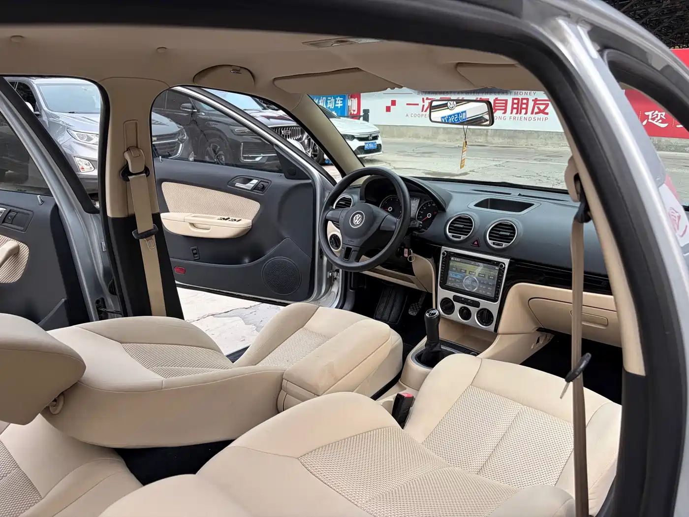 Фото 8 - Volkswagen Lavida