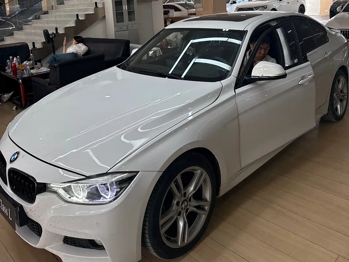 BMW 3 Series 2018 320i M Sport Package