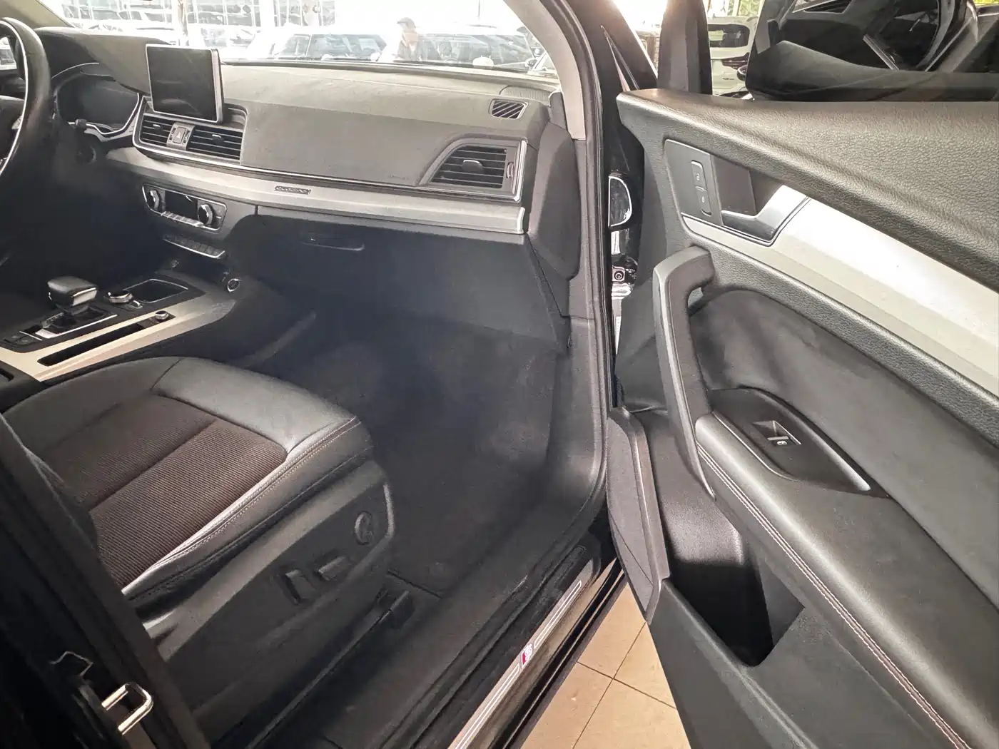 Audi Q5L 2018 45 TFSI Exclusive Fashion China VI фото 13