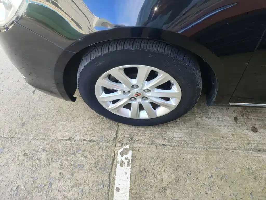 Фото 23 - Roewe 950