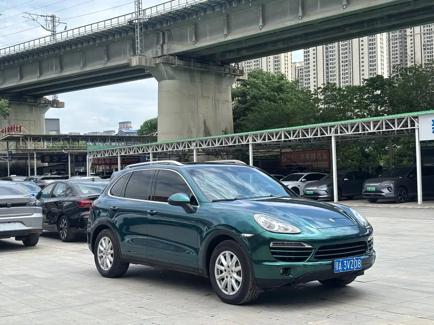 Porsche Cayenne 2011 Cayenne 3.0T фото 3