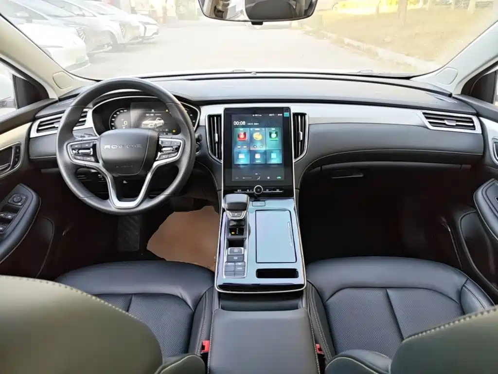 Photo 10 - Roewe i6 MAX EV