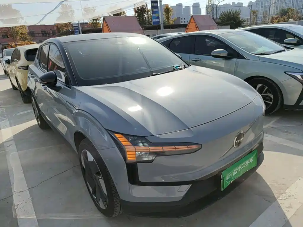 Фото 4 - Volvo EX30