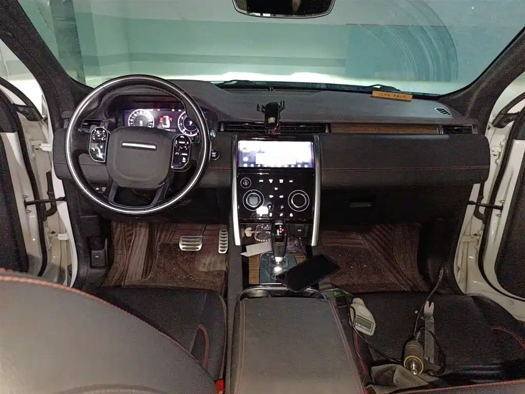 Land Rover Discovery Sport 2020 249PS R-Dynamic Performance Tech 7-seater фото 13
