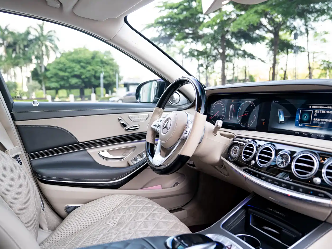 Mercedes-Benz Maybach S-Class 2018 Model S 680 фото 32