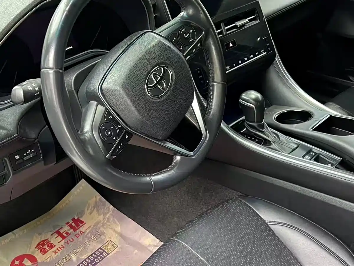 Toyota Avalon 2022 2.0L Luxury Edition фото 6