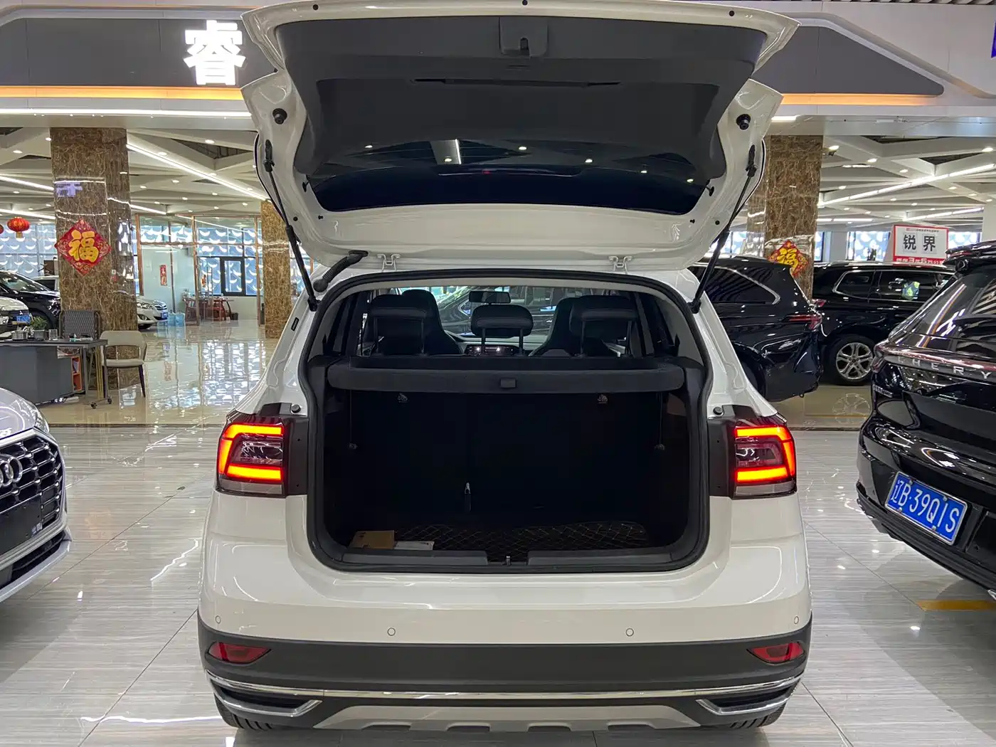 Volkswagen T-Cross 2022 280TSI DSG Comfort Edition фото 12