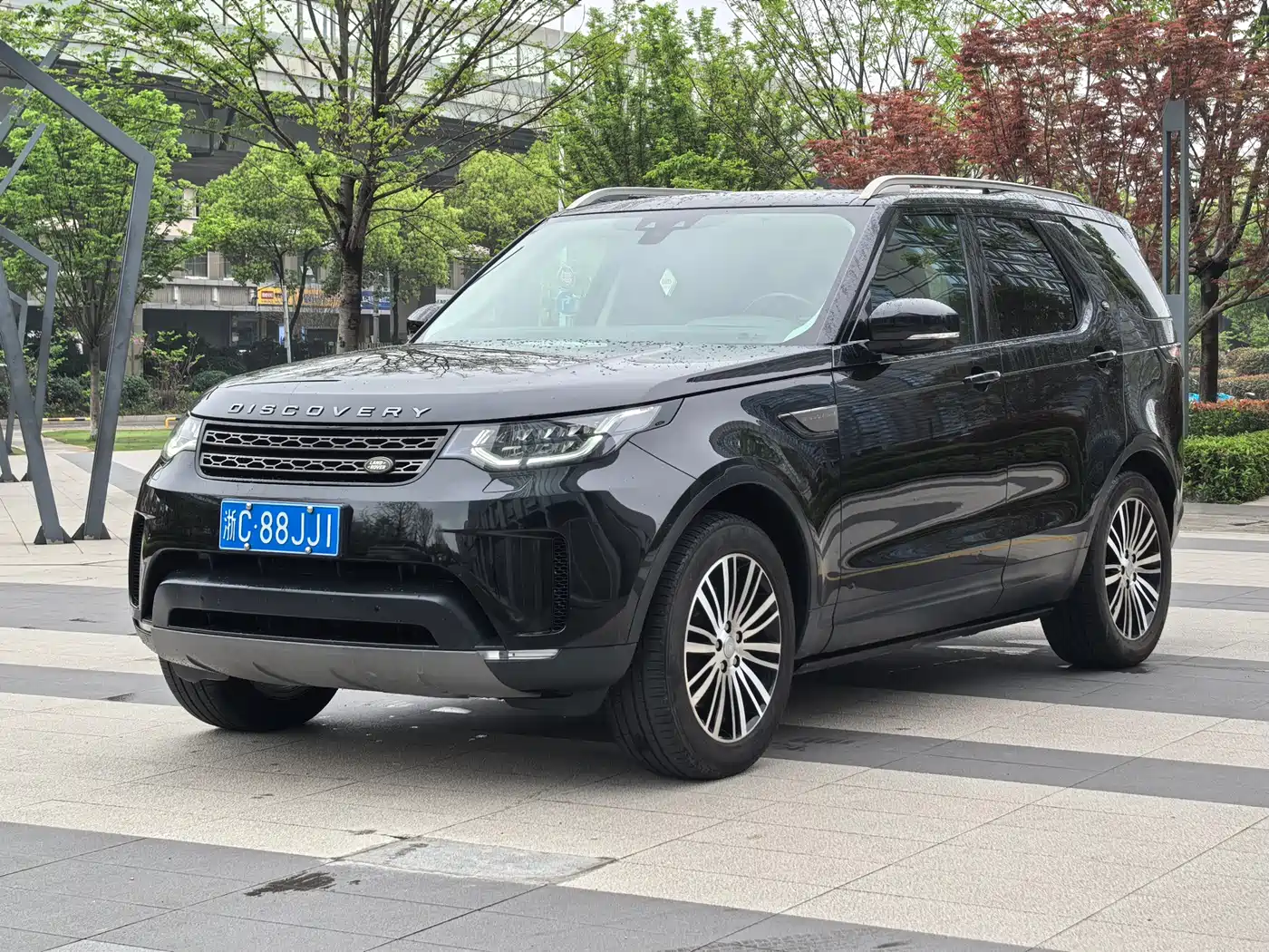Land Rover Discovery 2017 3.0 SC V6 Launch Limited Edition