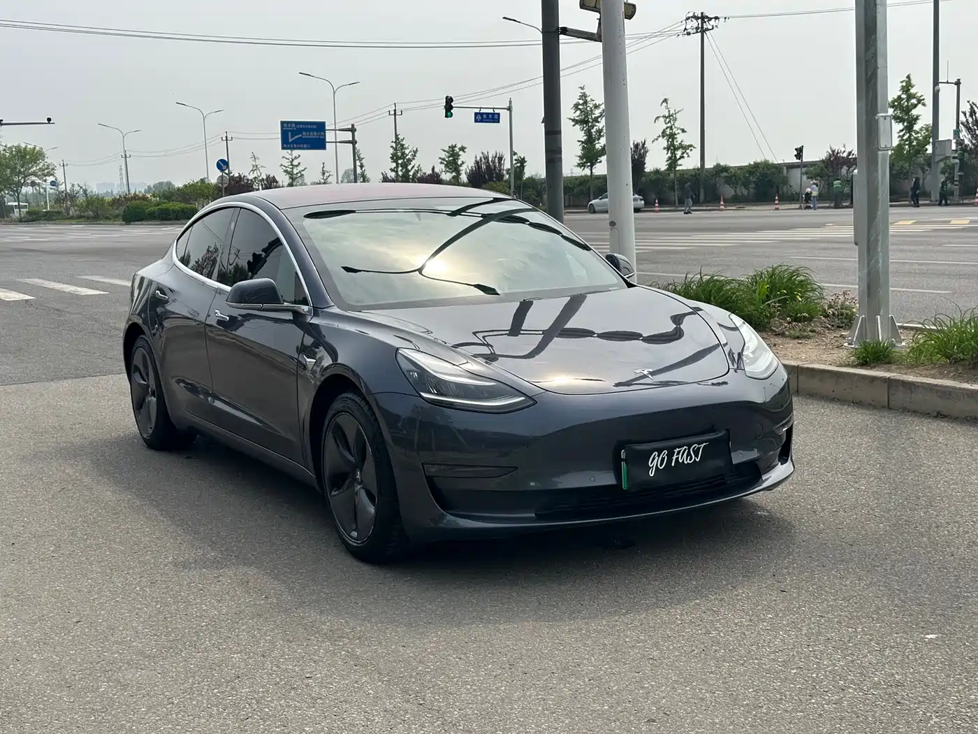 TESLA MODEL 3 (IMPORTED)
