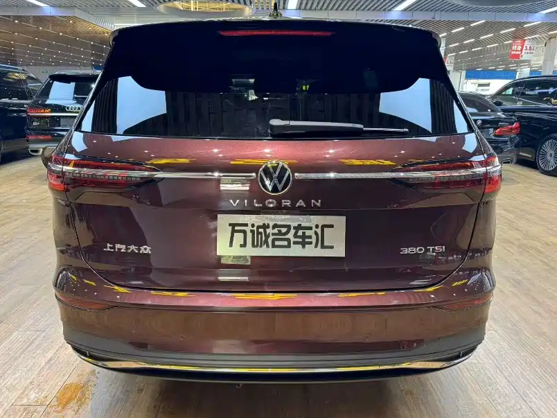 Volkswagen Viloran 2023 Facelift 380TSI Prestige Edition фото 5