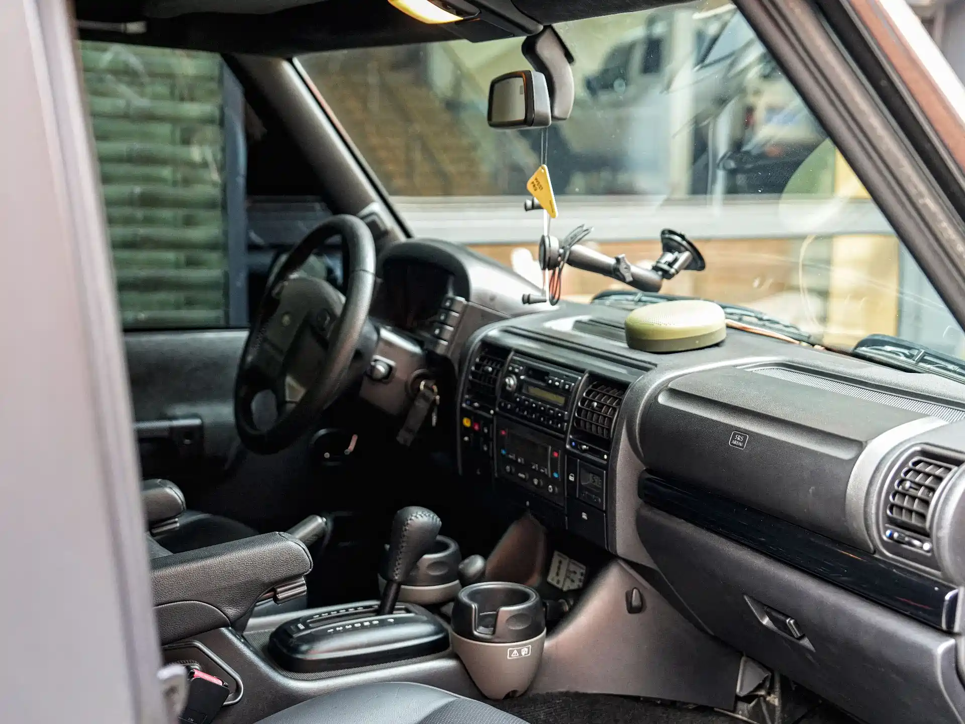 صورة 10 - Land Rover Discovery